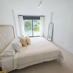 Bajo Con Jardin En La Milla De Oro * Marbella