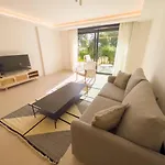 Appartement Bajo Con Jardin En La Milla De Oro Marbella