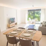 Bajo Con Jardin En La Milla De Oro Appartement