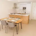 Bajo Con Jardin En La Milla De Oro Marbella