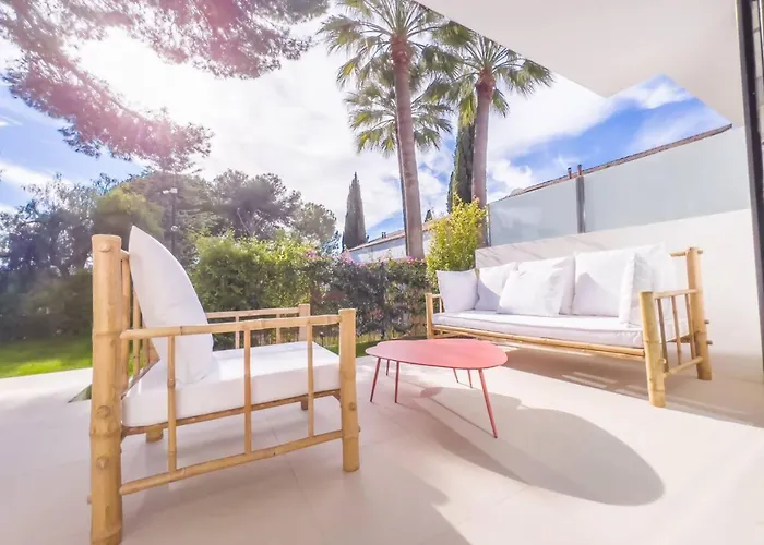 Bajo Con Jardin En La Milla De Oro Apartament