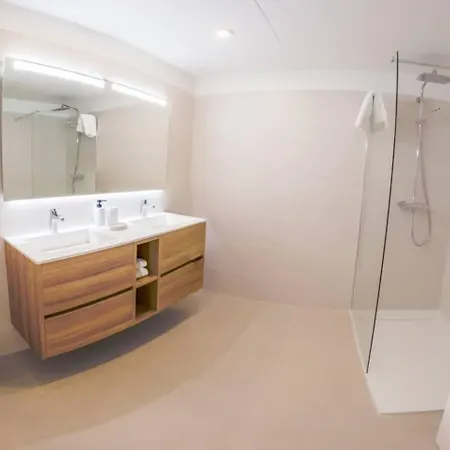 Bajo Con Jardin En La Milla De Oro