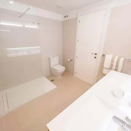 Bajo Con Jardin En La Milla De Oro 公寓