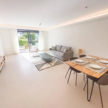 Bajo Con Jardin En La Milla De Oro 公寓 马尔韦利亚