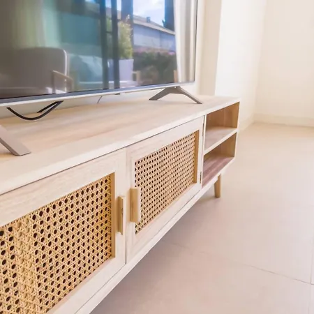 아파트 Bajo Con Jardin En La Milla De Oro 마르베야